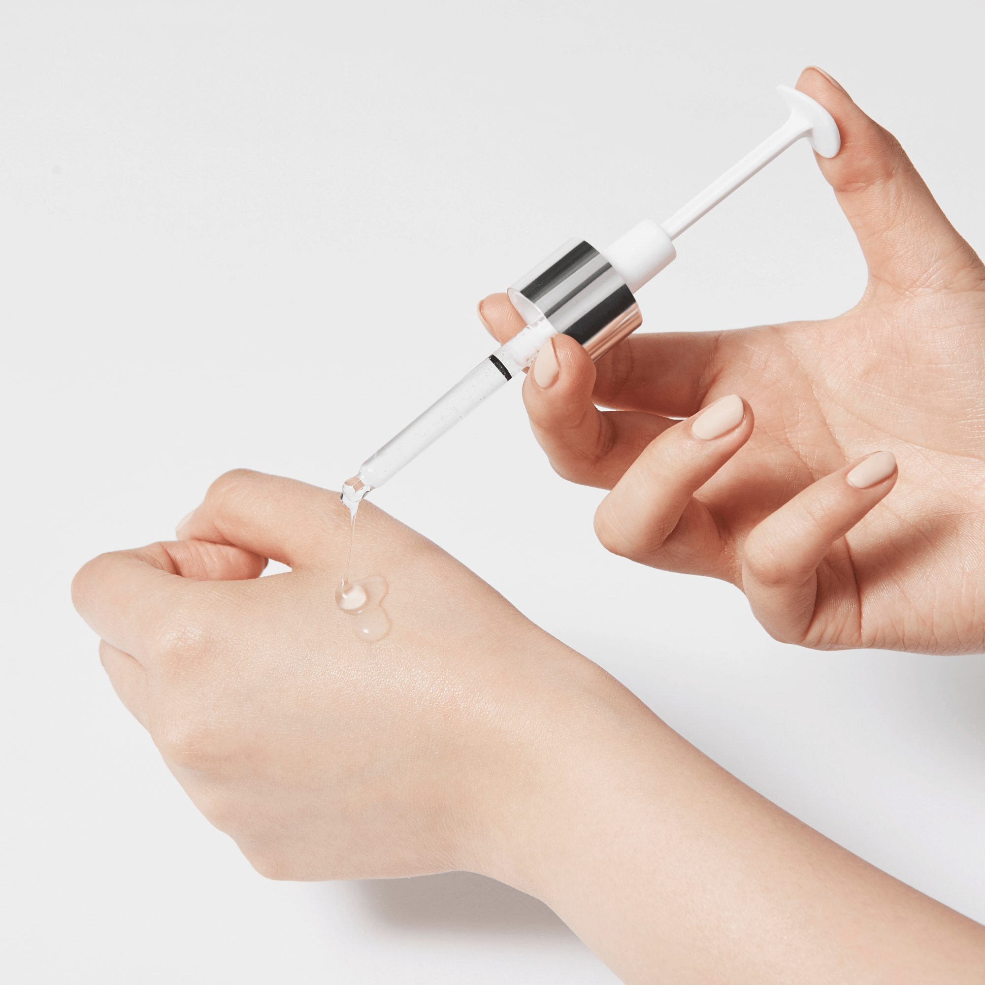 rejuran malaysia turnover ampoule premium rejuvenating solution containing 5,000 ppm of highly concentrated c-PDRN. With tested efficacy, this ‘Return Ampoule’ returns your skin to its natural healthy state